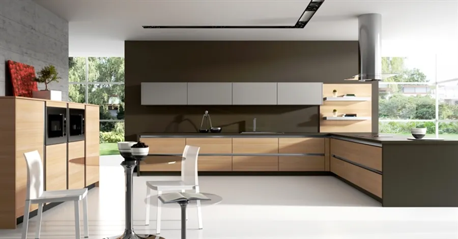 Cocina moderna en madera y gris